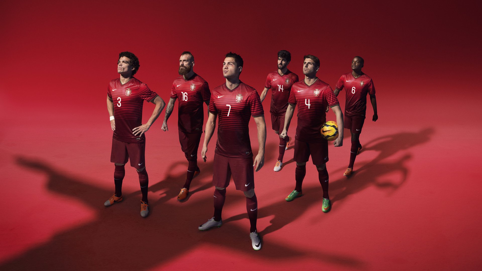 开云 官网 入口-中超球队粉丝经济逐步崛起,市场潜力巨大,中超球迷数量排名